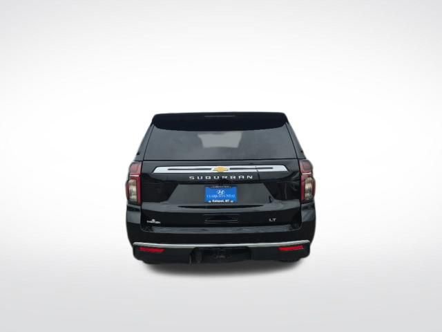 Used 2022 Chevrolet Suburban LT AWD/4WD image 6