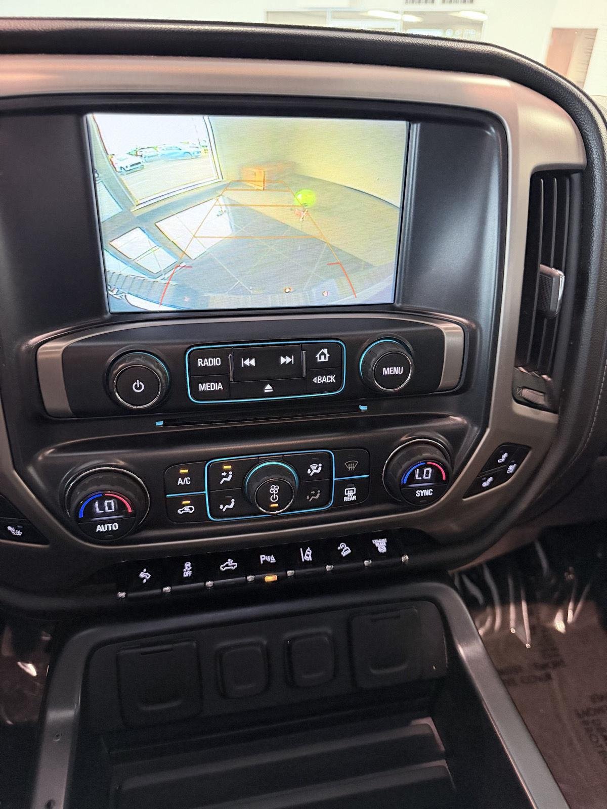 Used 2018 GMC Sierra 2500 Denali w/ Duramax Plus Package AWD/4WD image 44