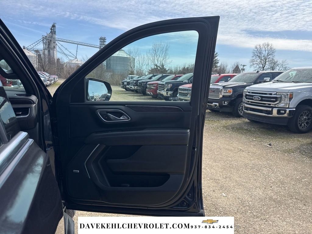 Certified 2023 Chevrolet Tahoe LT w/ Luxury Package AWD/4WD image 30