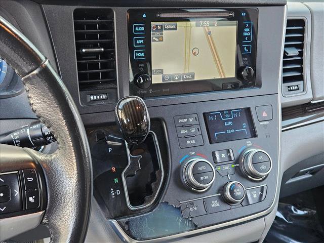 Used 2016 Toyota Sienna XLE w/ XLE Navigation Package image 15