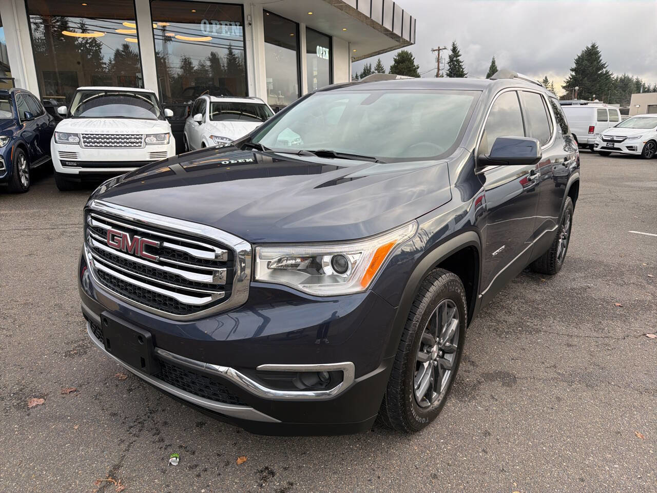 Used 2019 GMC Acadia SLT w/ LPO, Cargo Package
