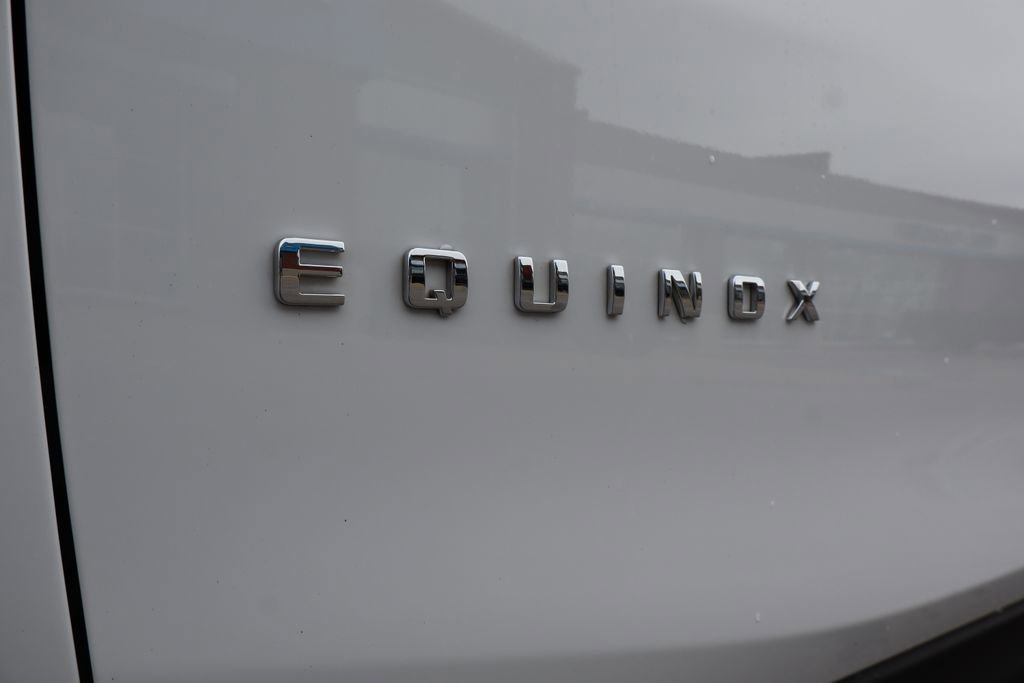 Used 2023 Chevrolet Equinox Premier image 10