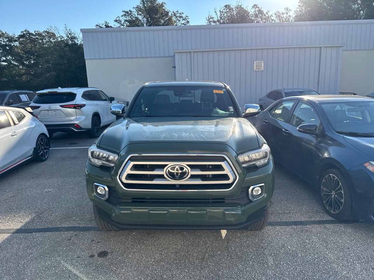 Used 2022 Toyota Tacoma Limited RWD image 6
