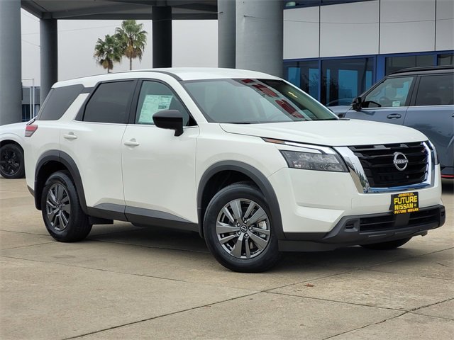 New 2025 Nissan Pathfinder S