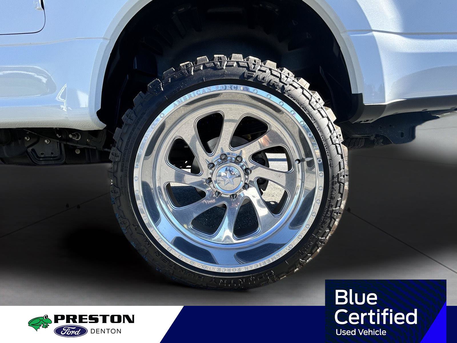 Used 2020 Ford F350 Platinum w/ Snow Plow Prep Package AWD/4WD image 25