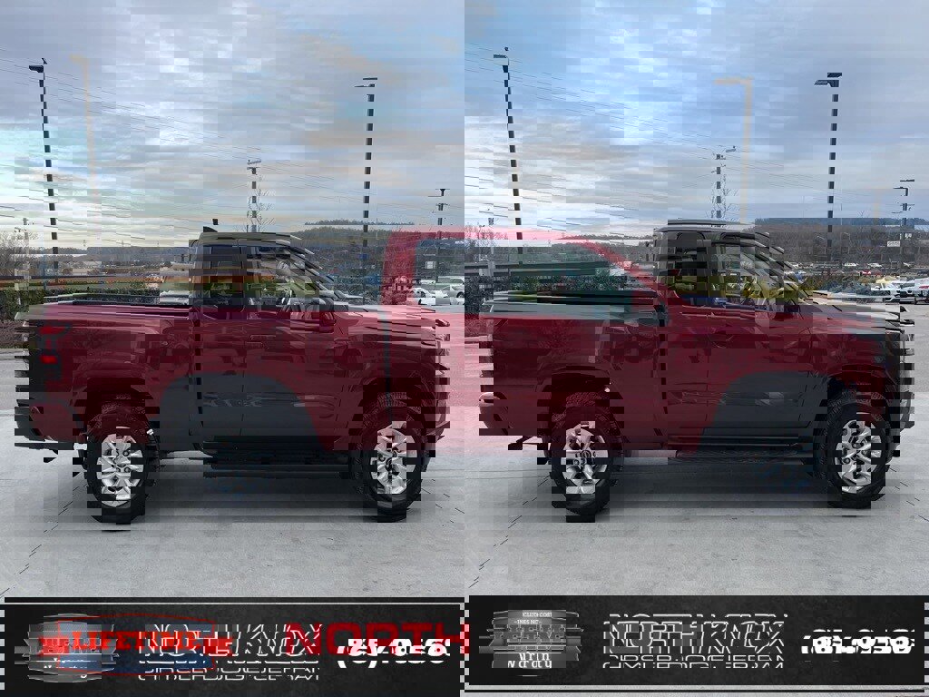 Used 2024 Nissan Frontier SV w/ Technology Package image 18