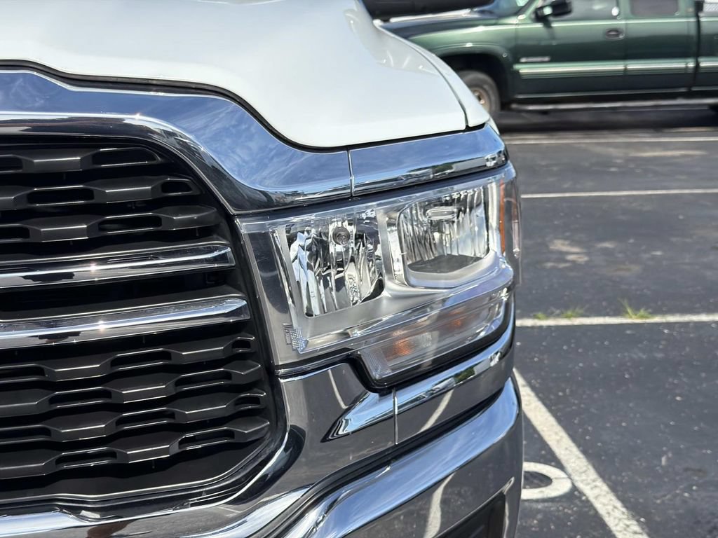 Used 2024 RAM 3500 Big Horn AWD/4WD image 9