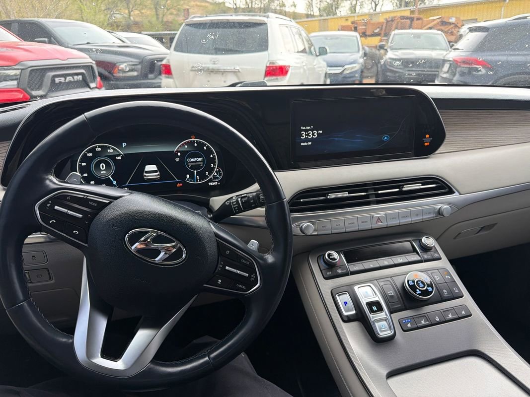 Used 2022 Hyundai Palisade Limited w/ Cargo Package image 17