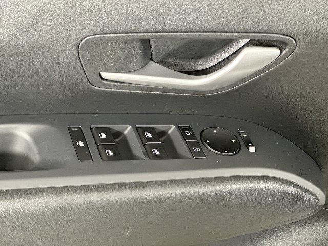Used 2026 Hyundai Santa Cruz SEL FWD image 11