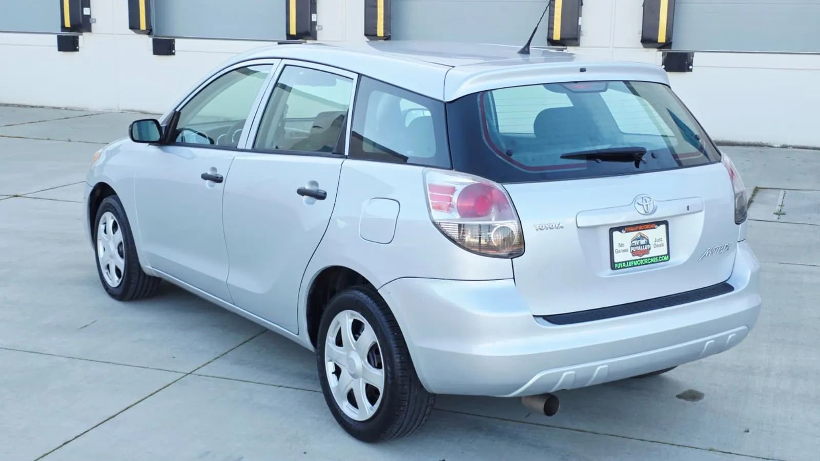 Used 2006 Toyota Matrix XR image 3