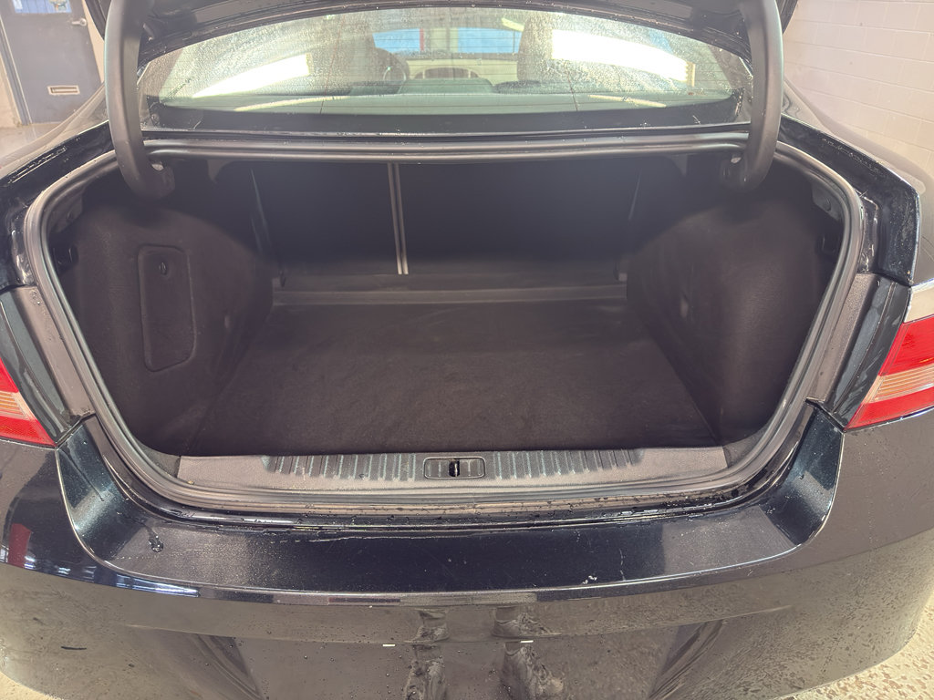 Used 2014 Buick Verano FWD image 29