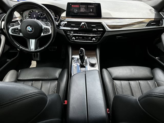 Used 2019 BMW 540i w/ M Sport Package RWD image 12