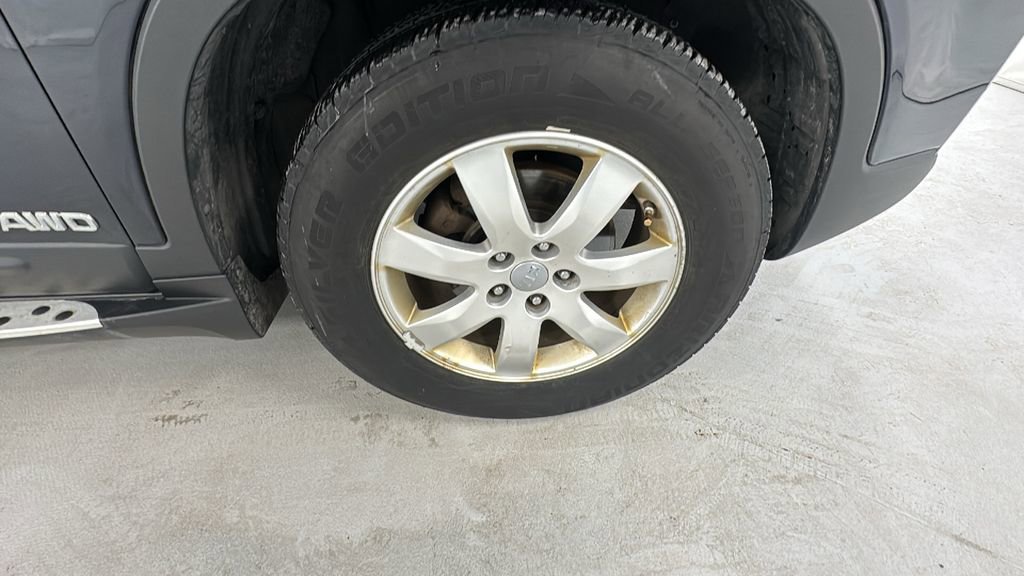 Used 2013 Kia Sorento LX w/ Third Row Pkg image 9