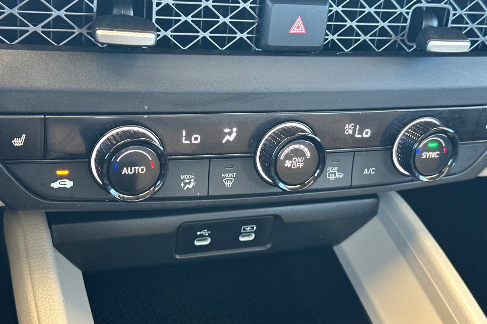 Certified 2025 Honda Accord SE image 19