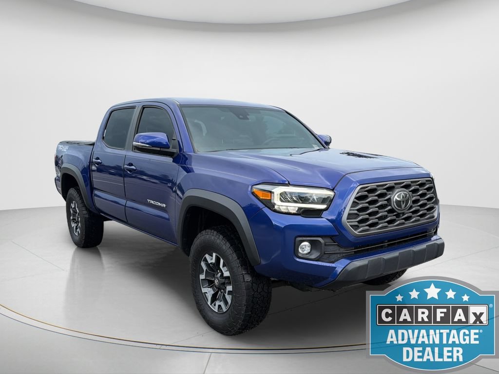 Used 2023 Toyota Tacoma TRD Off-Road w/ Advanced Technology Package AWD/4WD image 3