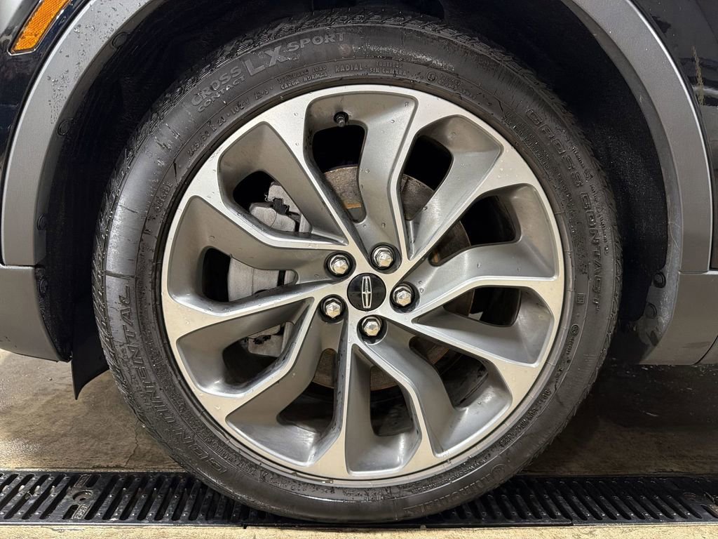 Certified 2022 Lincoln Nautilus Reserve w/ Luxury Package image 19