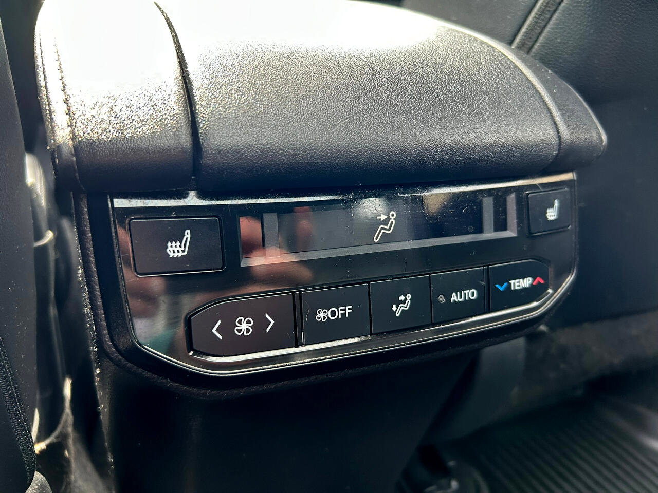 Used 2021 Toyota Highlander Platinum image 16