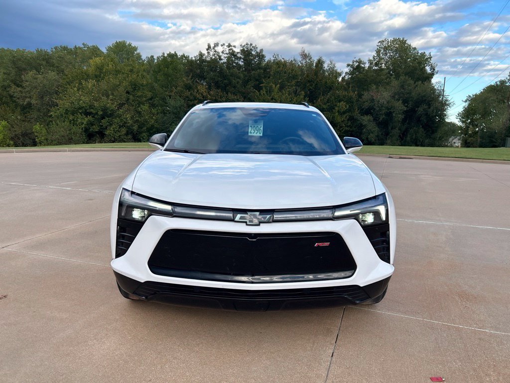 Used 2024 Chevrolet Blazer EV RS AWD/4WD image 2