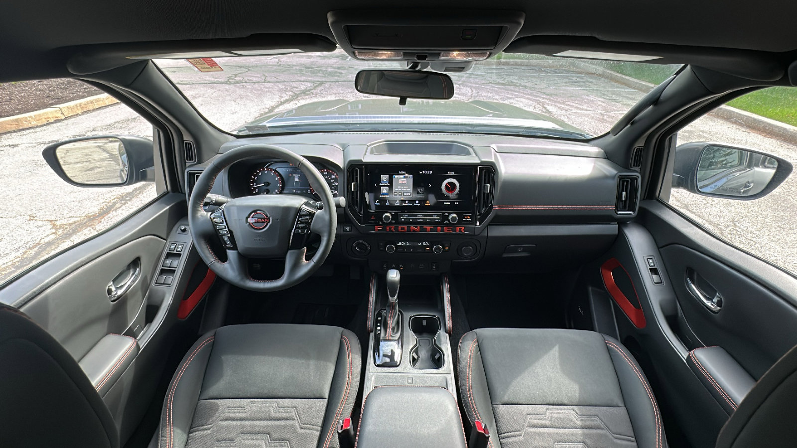 Certified 2025 Nissan Frontier PRO-4X w/ Pro Convenience Package image 27