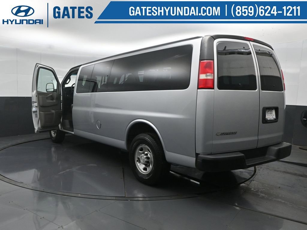 Used 2019 Chevrolet Express 3500 LS image 45