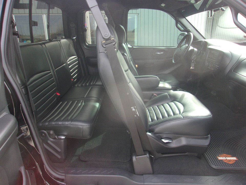 Used 2000 Ford F150 Harley-Davidson image 15