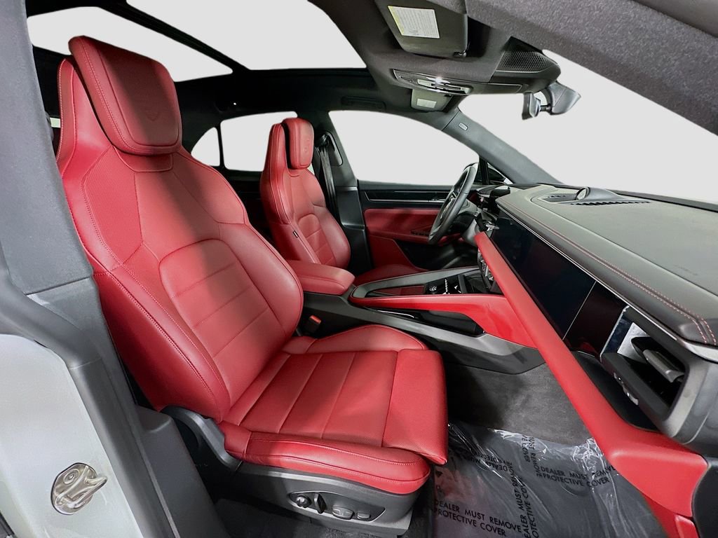 Used 2025 Porsche Macan 4S Electric image 30