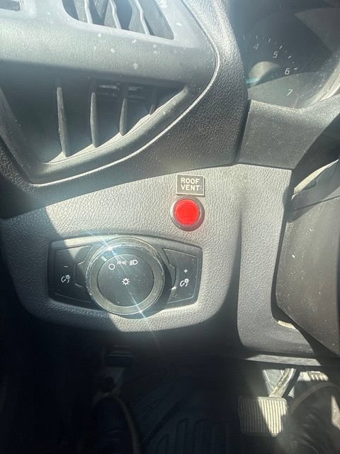 Used 2016 Ford Transit Connect XL FWD image 19