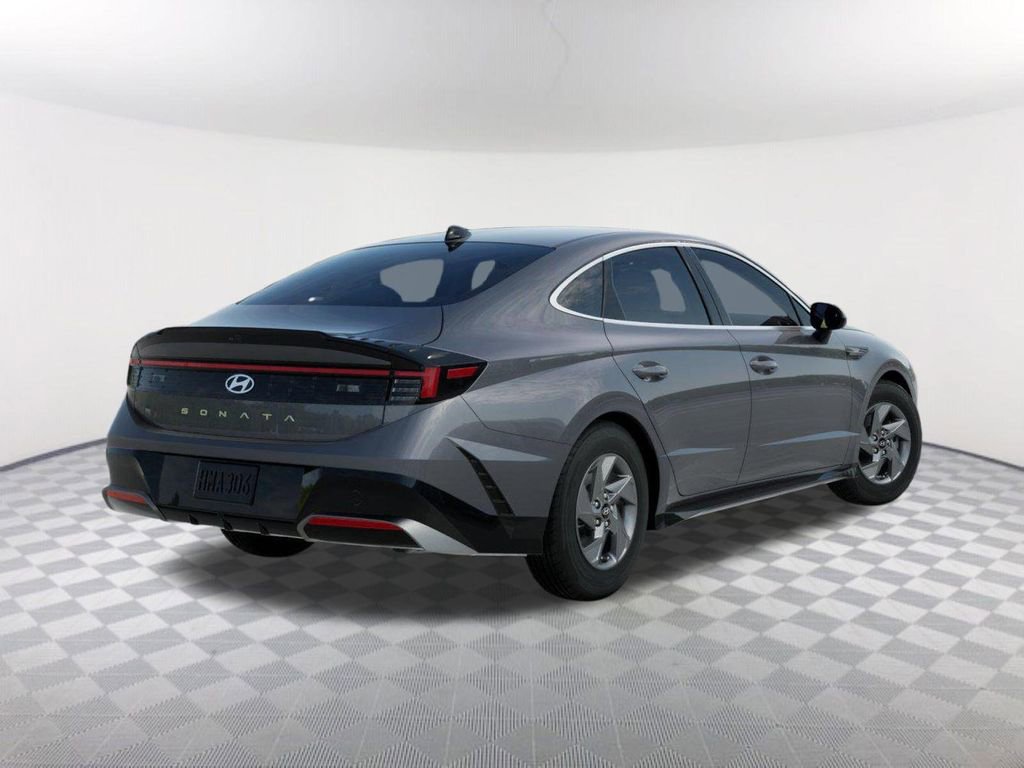 New 2026 Hyundai Sonata SE FWD image 4
