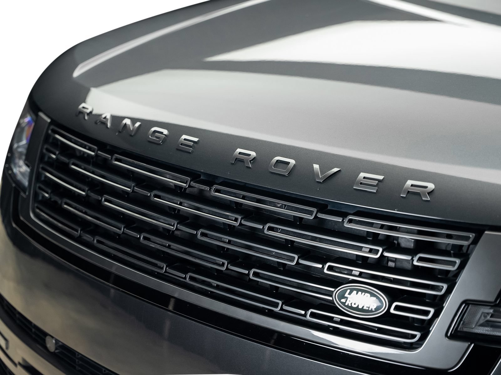 Used 2024 Land Rover Range Rover SE AWD/4WD image 11