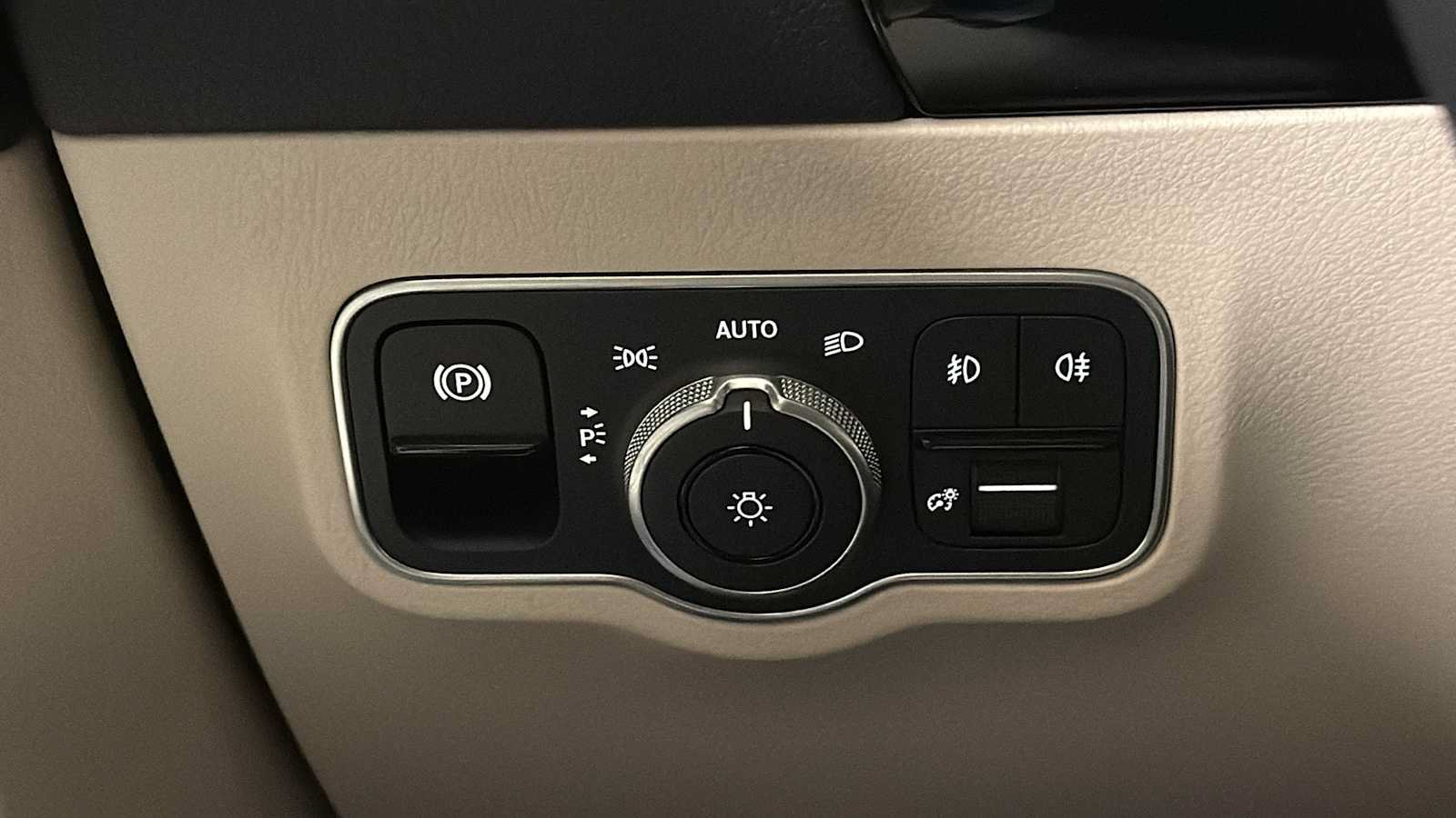 New 2026 Mercedes-Benz GLA 250 4MATIC image 17