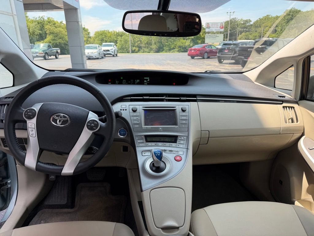 Used 2014 Toyota Prius Four FWD image 11