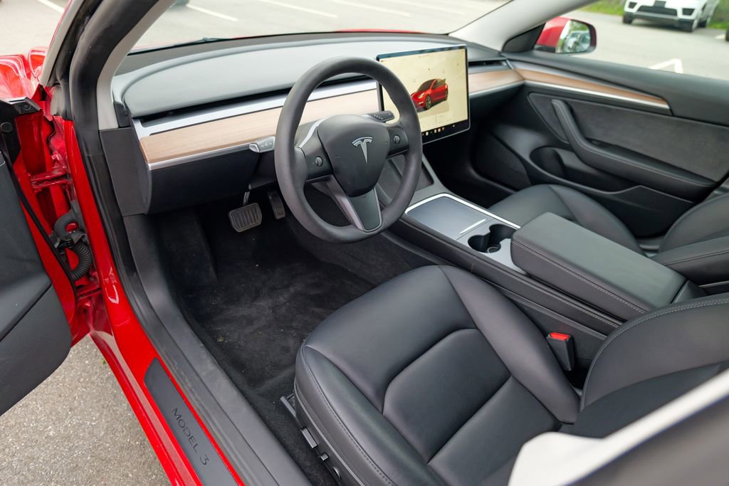 Used 2023 Tesla Model 3 Standard Range RWD image 18