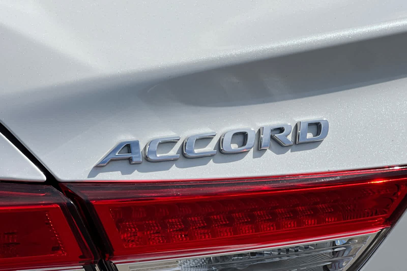 Used 2019 Honda Accord EX-L image 31