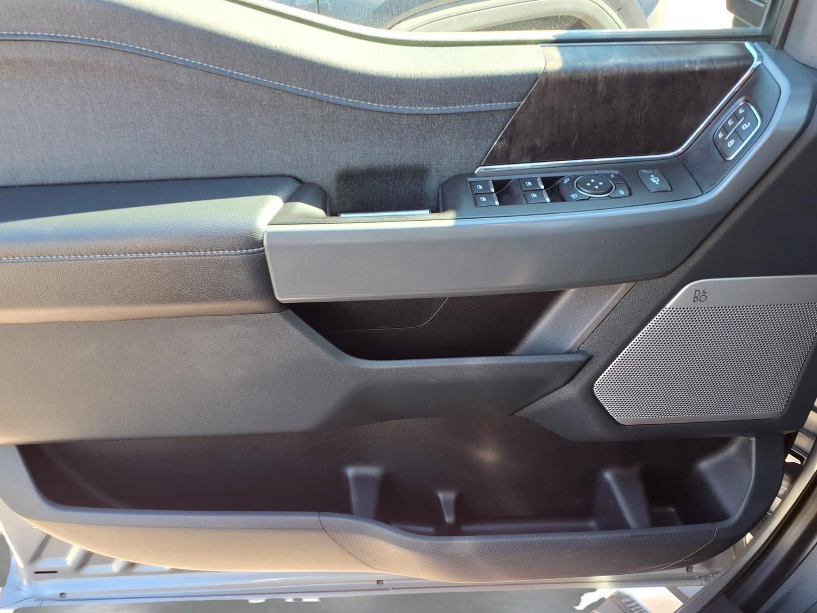 Used 2022 Ford F150 Lariat AWD/4WD image 16