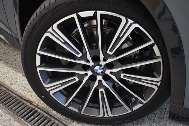 New 2026 BMW X1 xDrive28i AWD/4WD image 32