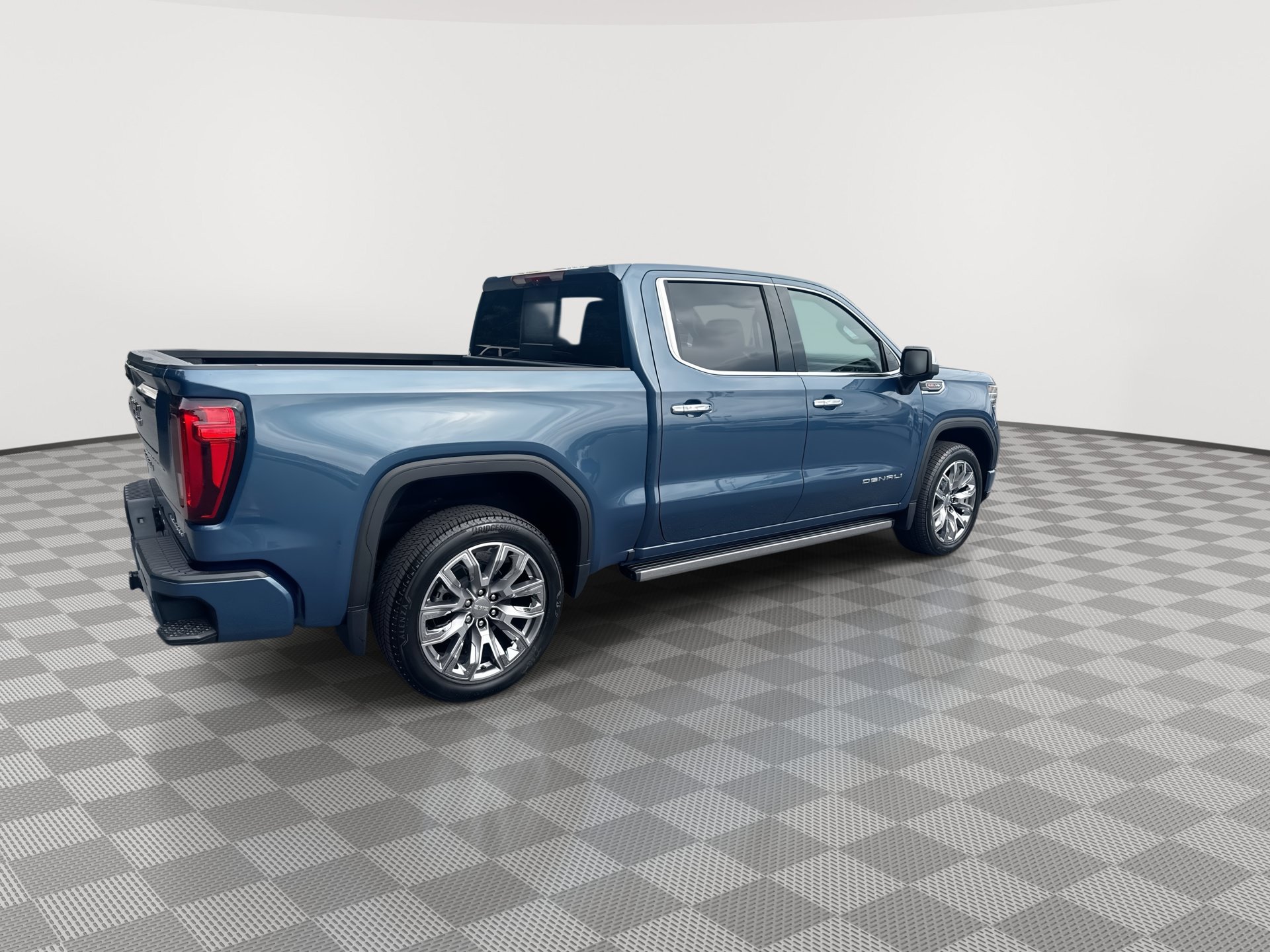 New 2026 GMC Sierra 1500 Denali AWD/4WD image 8