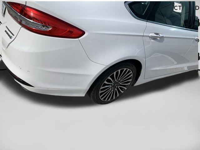 Used 2017 Ford Fusion Titanium FWD image 9