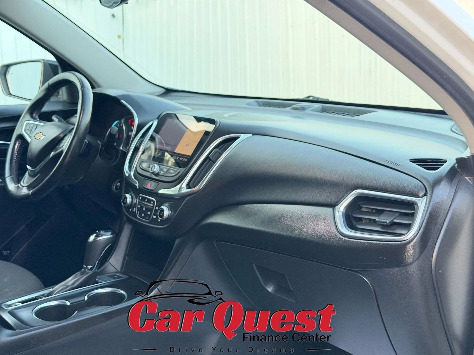 Used 2019 Chevrolet Equinox LT FWD image 19