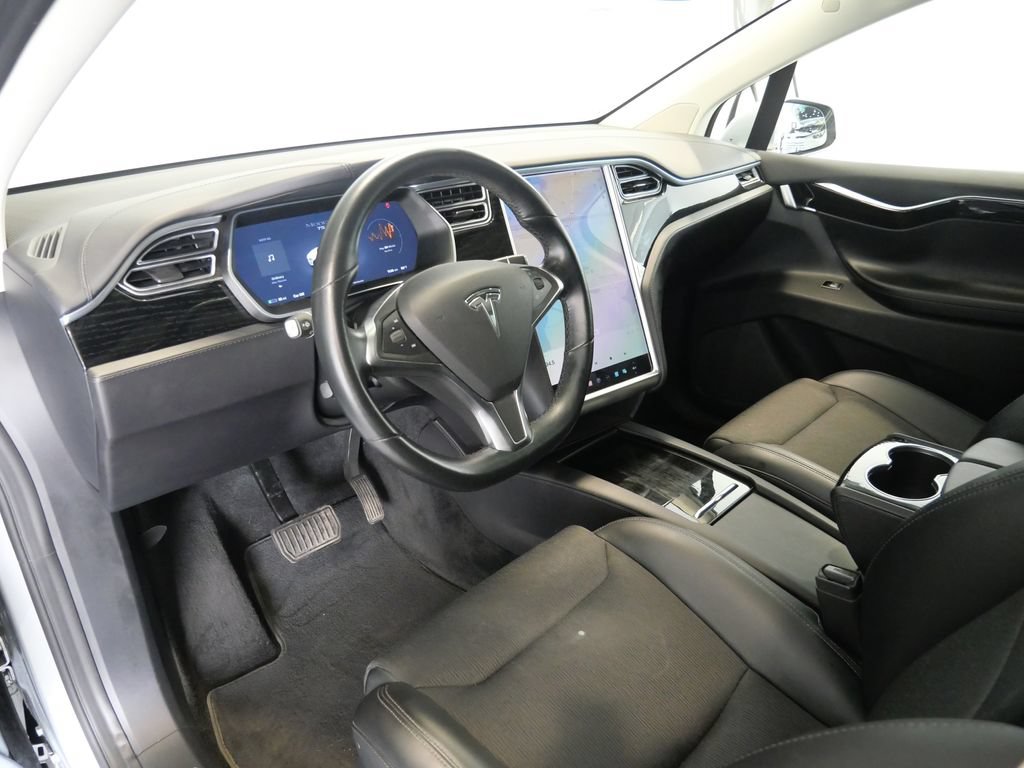 Used 2016 Tesla Model X 75D AWD/4WD image 13