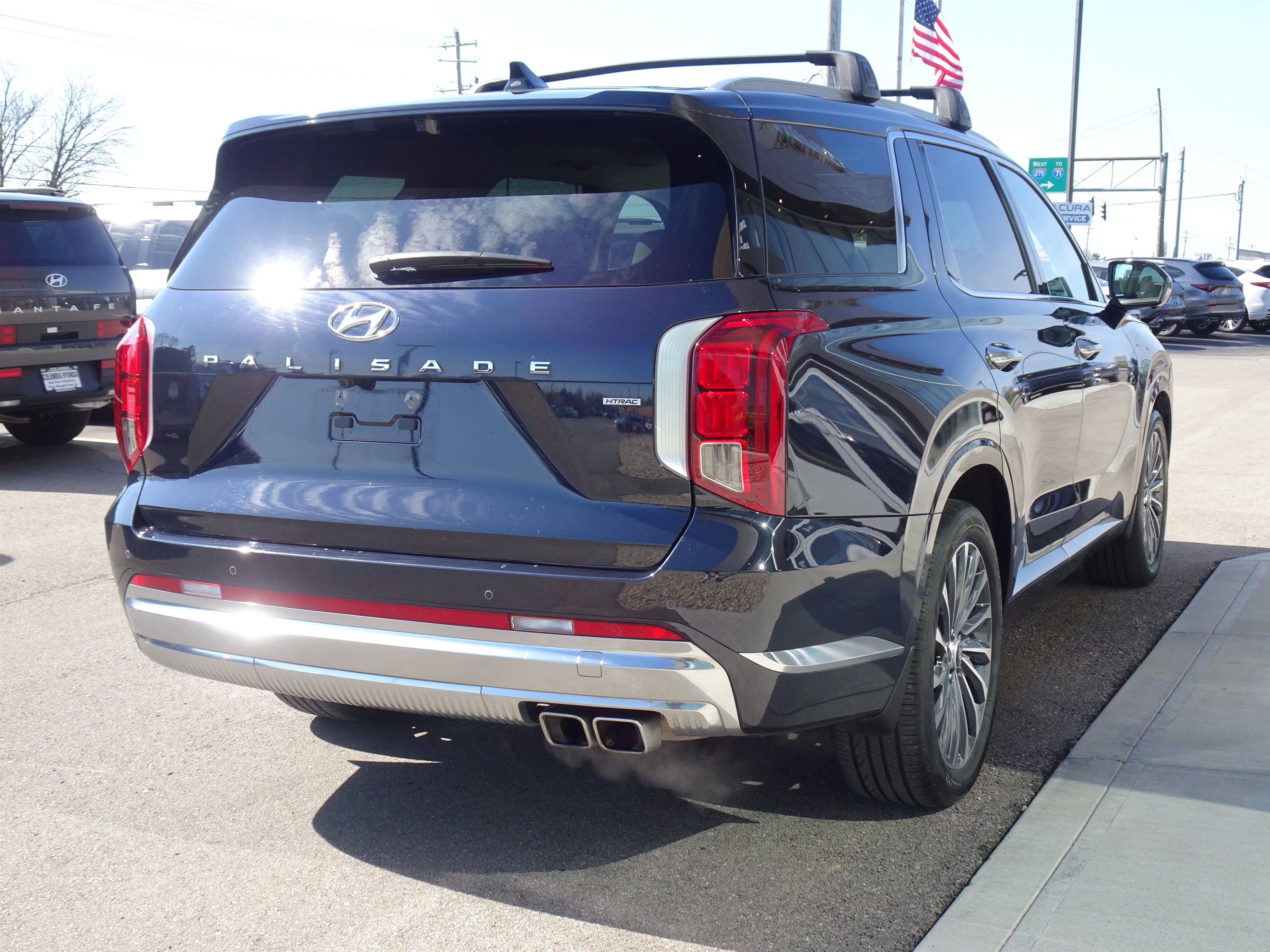 Used 2024 Hyundai Palisade Calligraphy AWD/4WD image 5