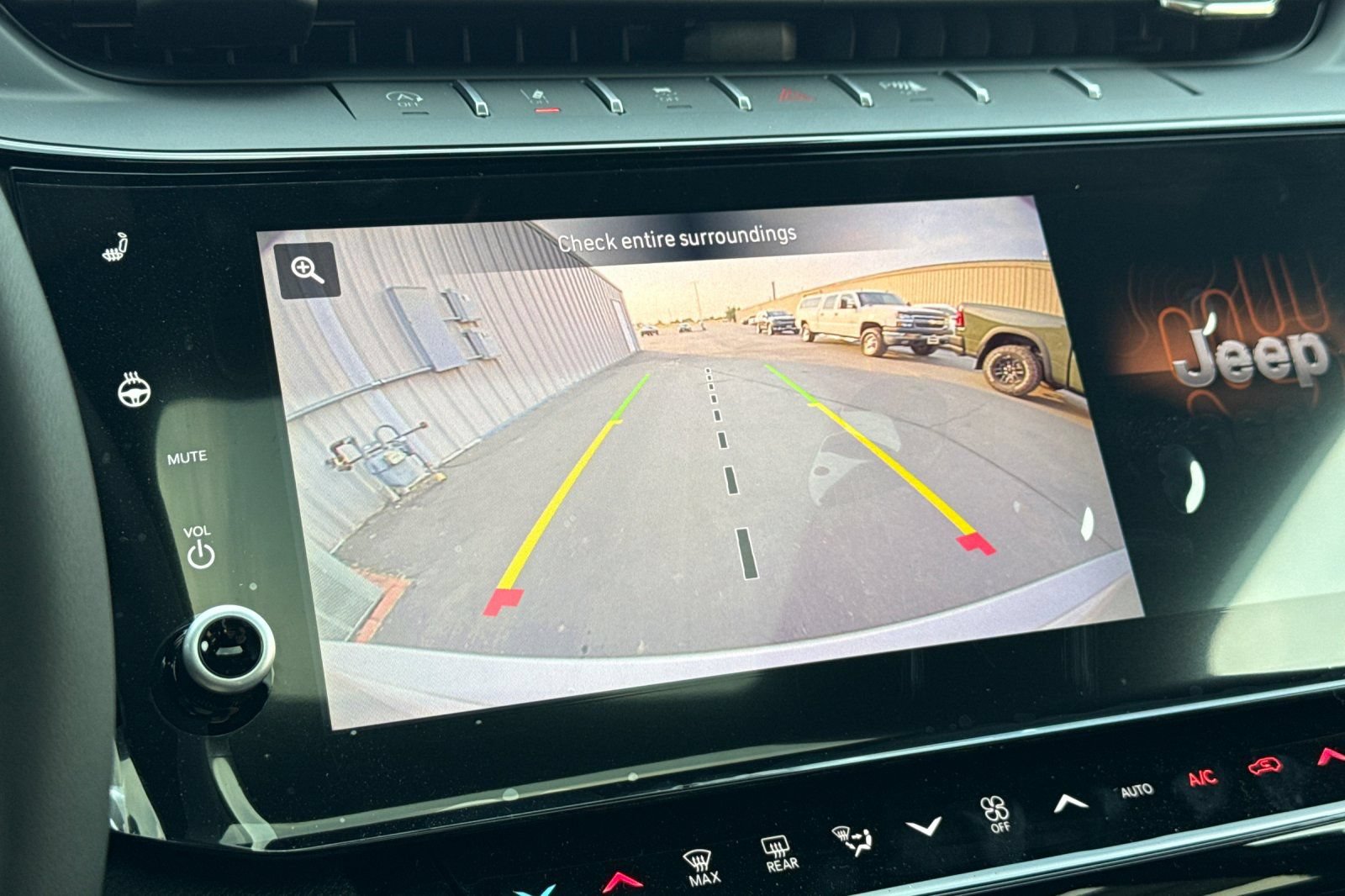 New 2026 Jeep Grand Cherokee Altitude AWD/4WD image 21