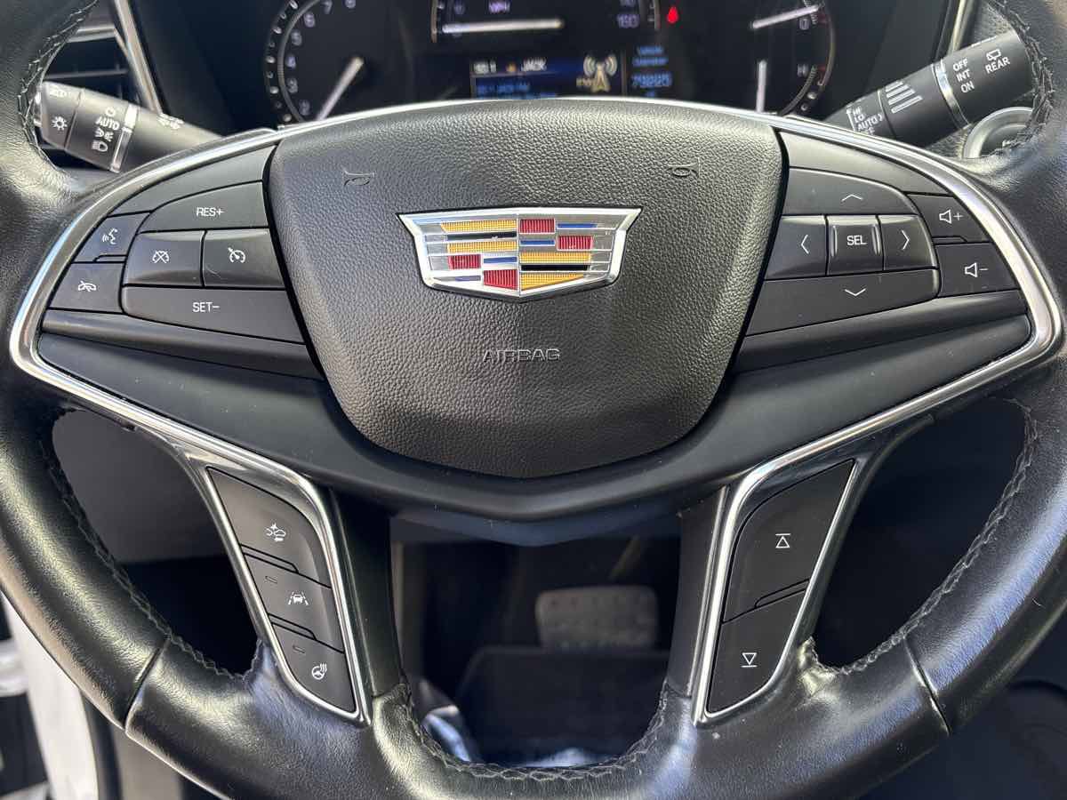 Used 2019 Cadillac XT5 Luxury image 28
