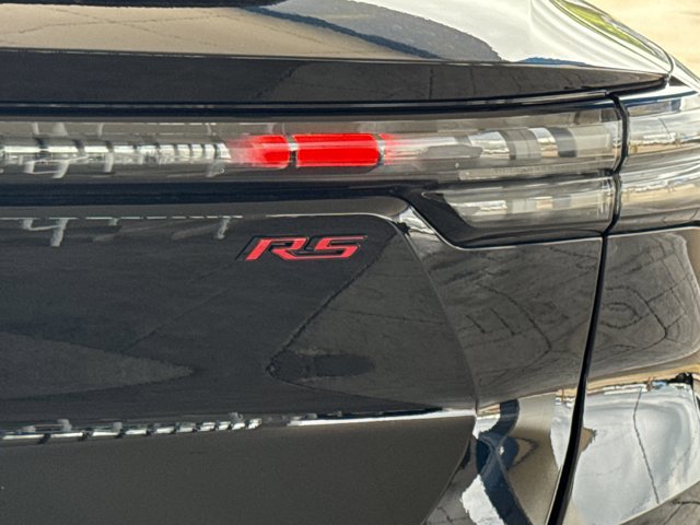 New 2025 Chevrolet Equinox EV RS w/ Convenience Package II image 9