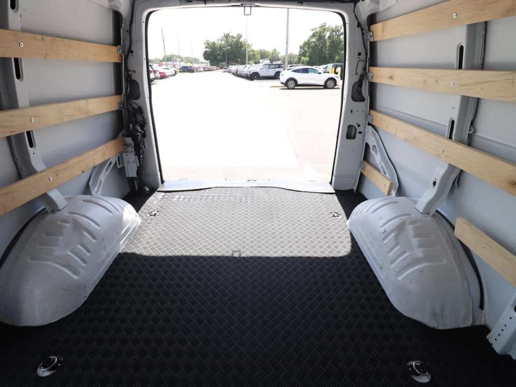Used 2024 GMC Savana 2500 w/ Driver Convenience Package RWD image 12