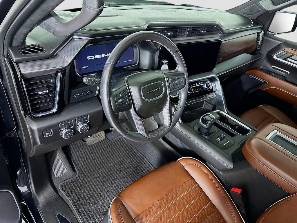 Used 2022 GMC Sierra 1500 Denali Ultimate AWD/4WD image 9