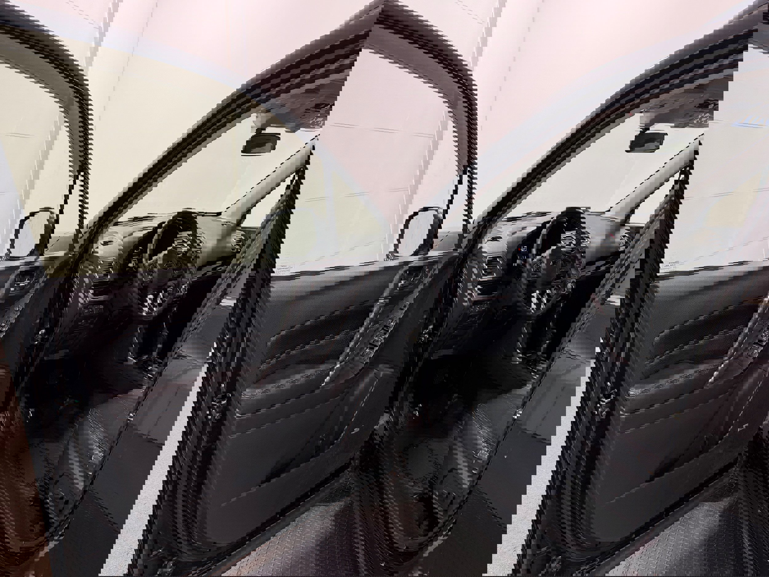 Used 2018 Subaru Forester 2.0XT Touring image 3