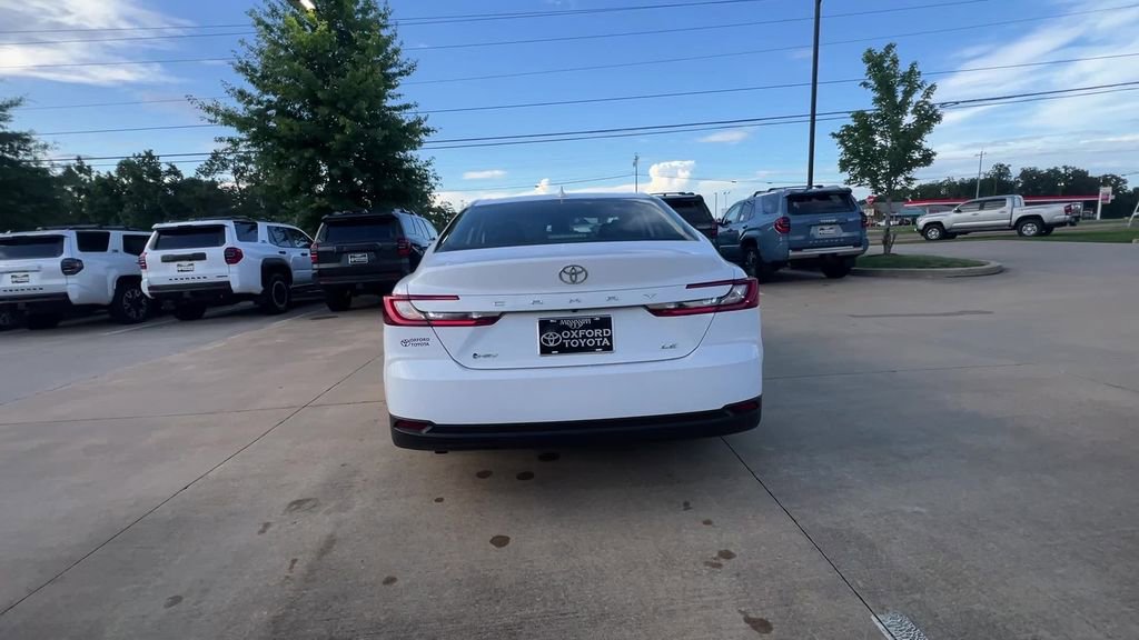 Used 2025 Toyota Camry LE FWD image 5