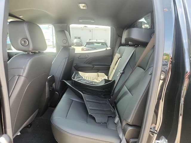 New 2026 Chevrolet Colorado Trail Boss w/ Midnight Edition AWD/4WD image 6