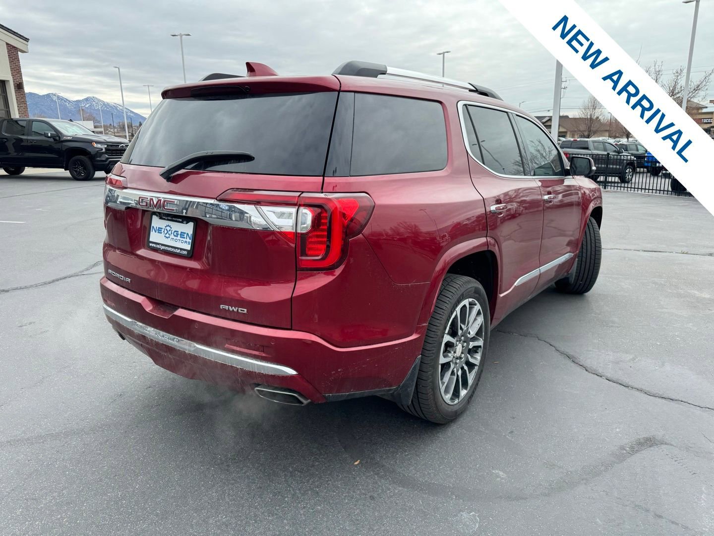 Used 2020 GMC Acadia Denali w/ Trailering Package image 7