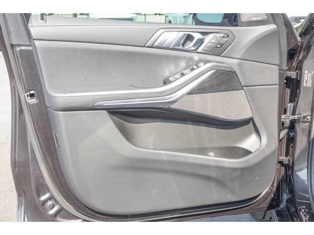 Used 2020 BMW X7 xDrive40i w/ Premium Package AWD/4WD image 20